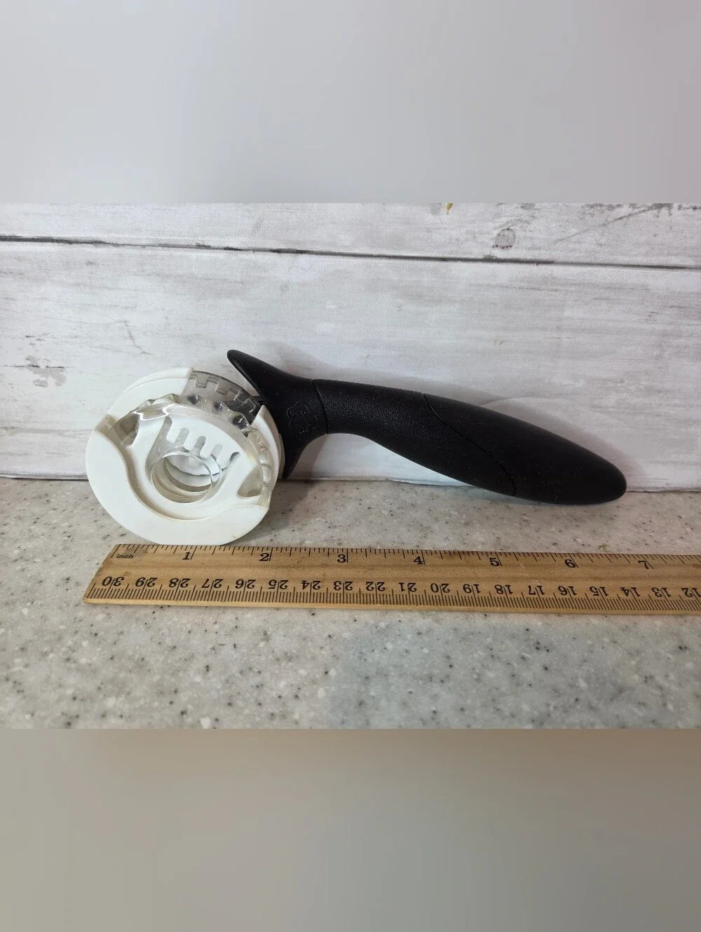 Pampered Chef Rolling Pastry Cutter 3 Interchangeable Plastic Wheels Crimper